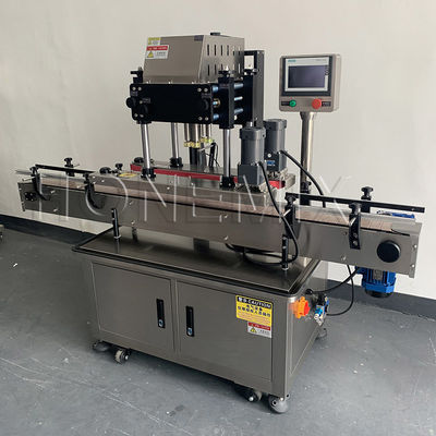 Bốn bánh xe tự động thiết bị nắp nắp chuông chai tròn máy niêm phong nắp